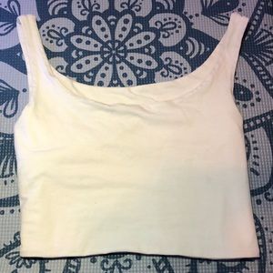 Basic white crop top very cute from the summer !